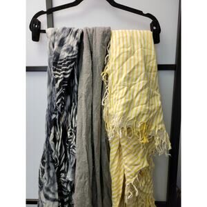 3 scarves grey yellow fall